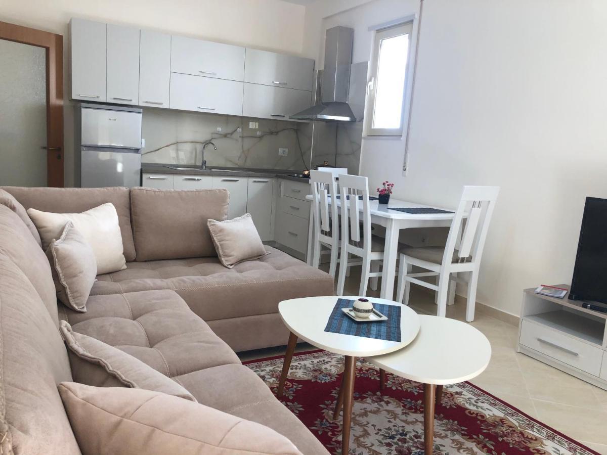 Rooftop Apartments Lungomare Vlorë Esterno foto