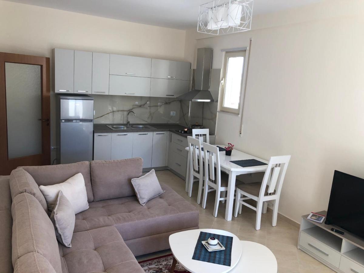 Rooftop Apartments Lungomare Vlorë Esterno foto