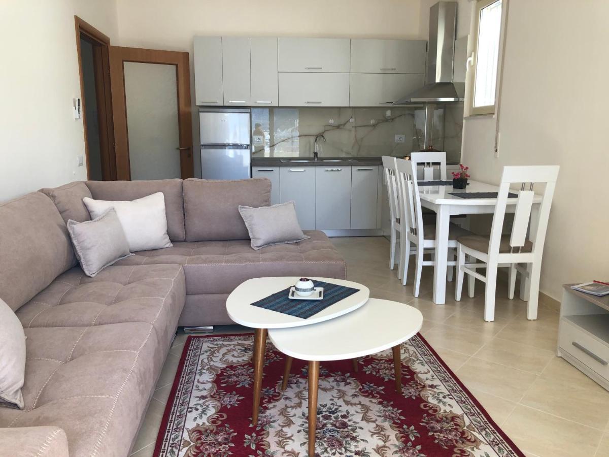Rooftop Apartments Lungomare Vlorë Esterno foto