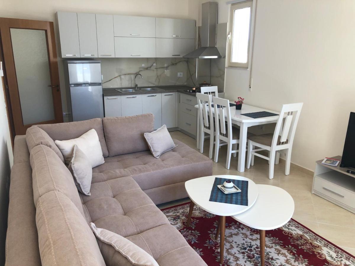 Rooftop Apartments Lungomare Vlorë Esterno foto