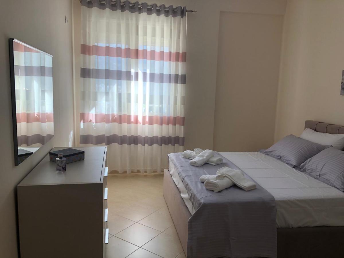 Rooftop Apartments Lungomare Vlorë Esterno foto