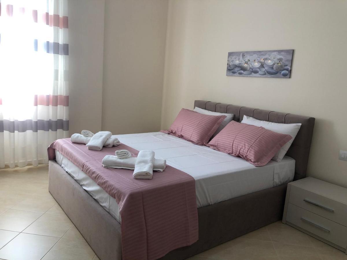Rooftop Apartments Lungomare Vlorë Esterno foto