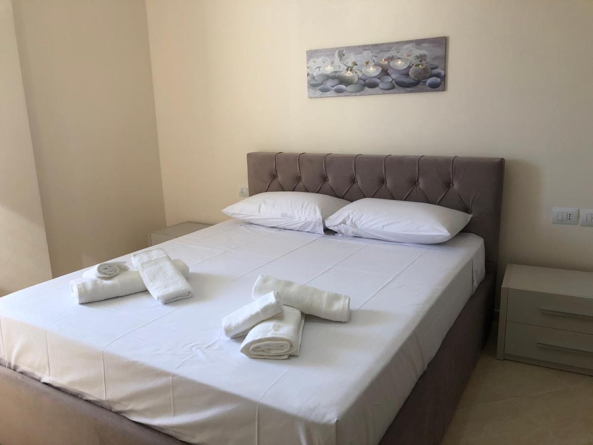 Rooftop Apartments Lungomare Vlorë Esterno foto
