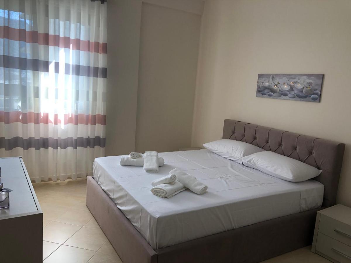 Rooftop Apartments Lungomare Vlorë Esterno foto